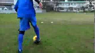 シンプルかつ使える サッカー抜き技フェイント ダブルタッチ Double Touch Soccer Skill Moves Youtube