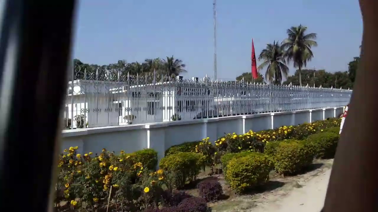 যশোর সেনানিবাস ক্যানটনমেন্ট এর মধ্যে গেলাম তাড়াহুড়ো করে ছোট্ট একটা ভিডিও করেছি 