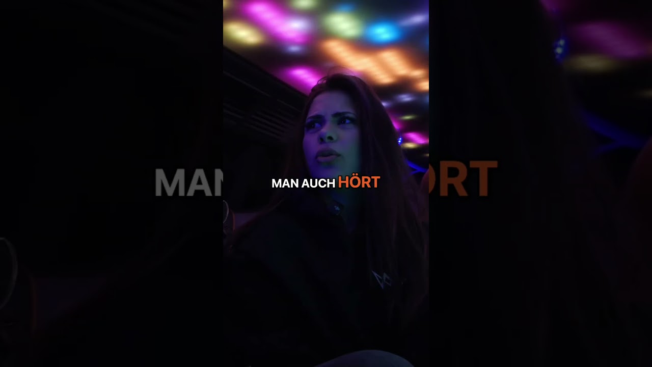 Polizei Drama  Von der Polizei mitgenommen zur Premiere!