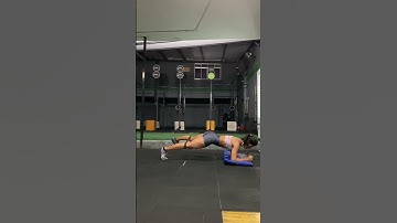 Prancha frontal com abdução de quadril e mini band