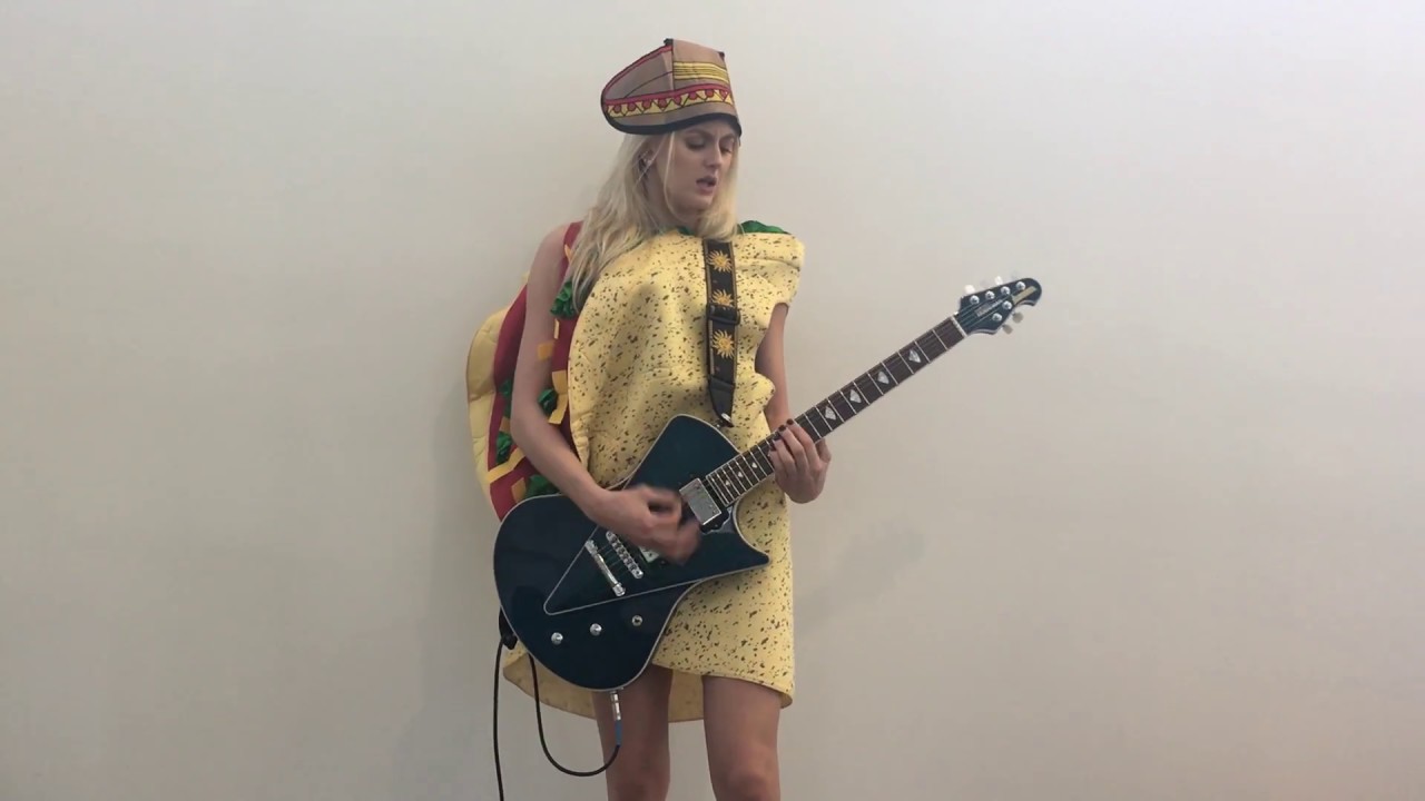 Liv Miner (Halloween 'Taco' Edition) - Alicia Keys - "Fallin" - Guitar and Vocal Cover