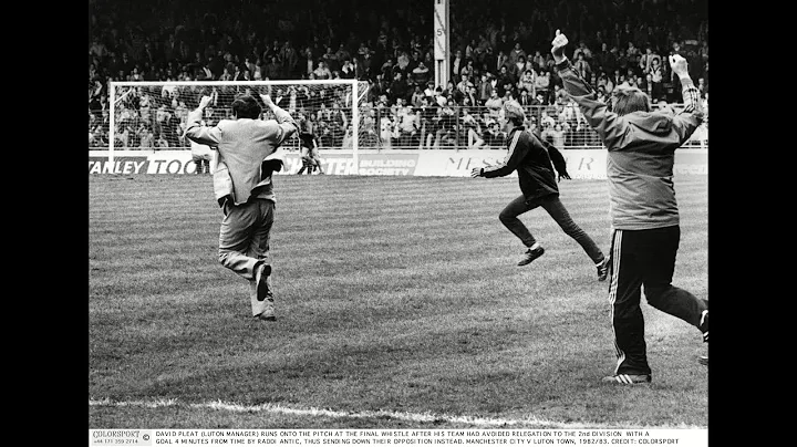DAVID PLEAT'S JIG! | Man City and Luton take part ...