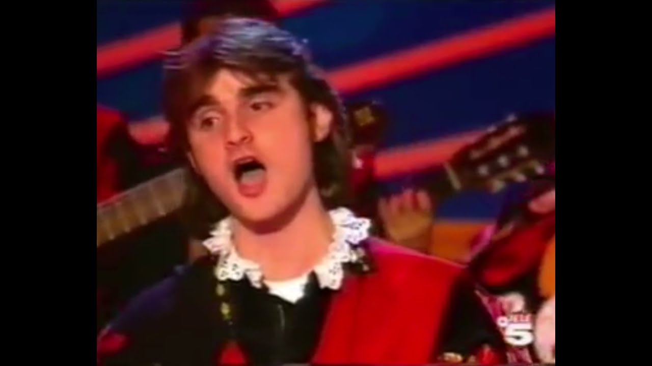 Tuna Universitaria de Deusto - RUISEÑOR (F. López, J.M. Arozamena & Luis Mariano 1956).