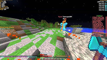 [Minecraft] [CosmicPvP] Teenaged04 Hacking!