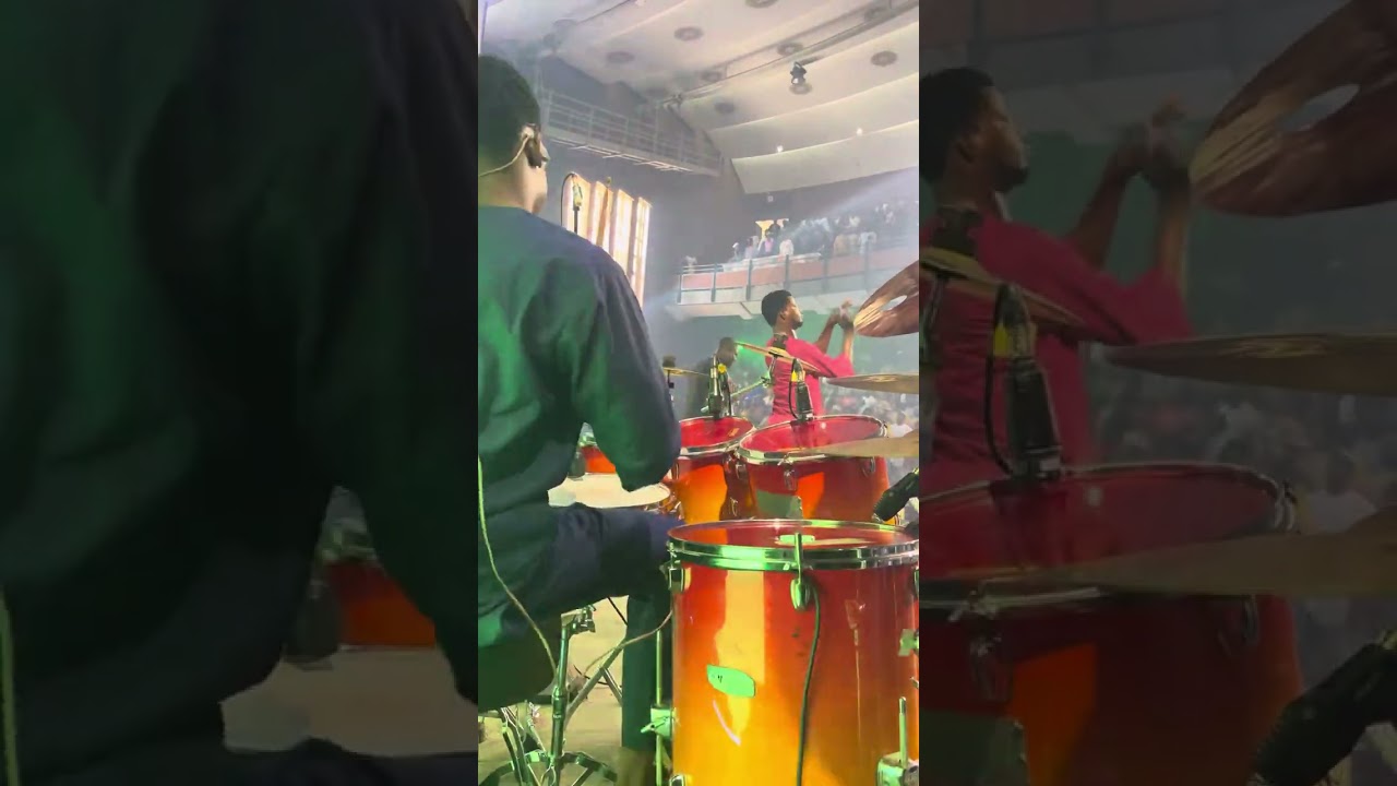 Sunday thanksgiving at slc abuja with Bidemi Olaoba 🔥 #afolabijnr_1