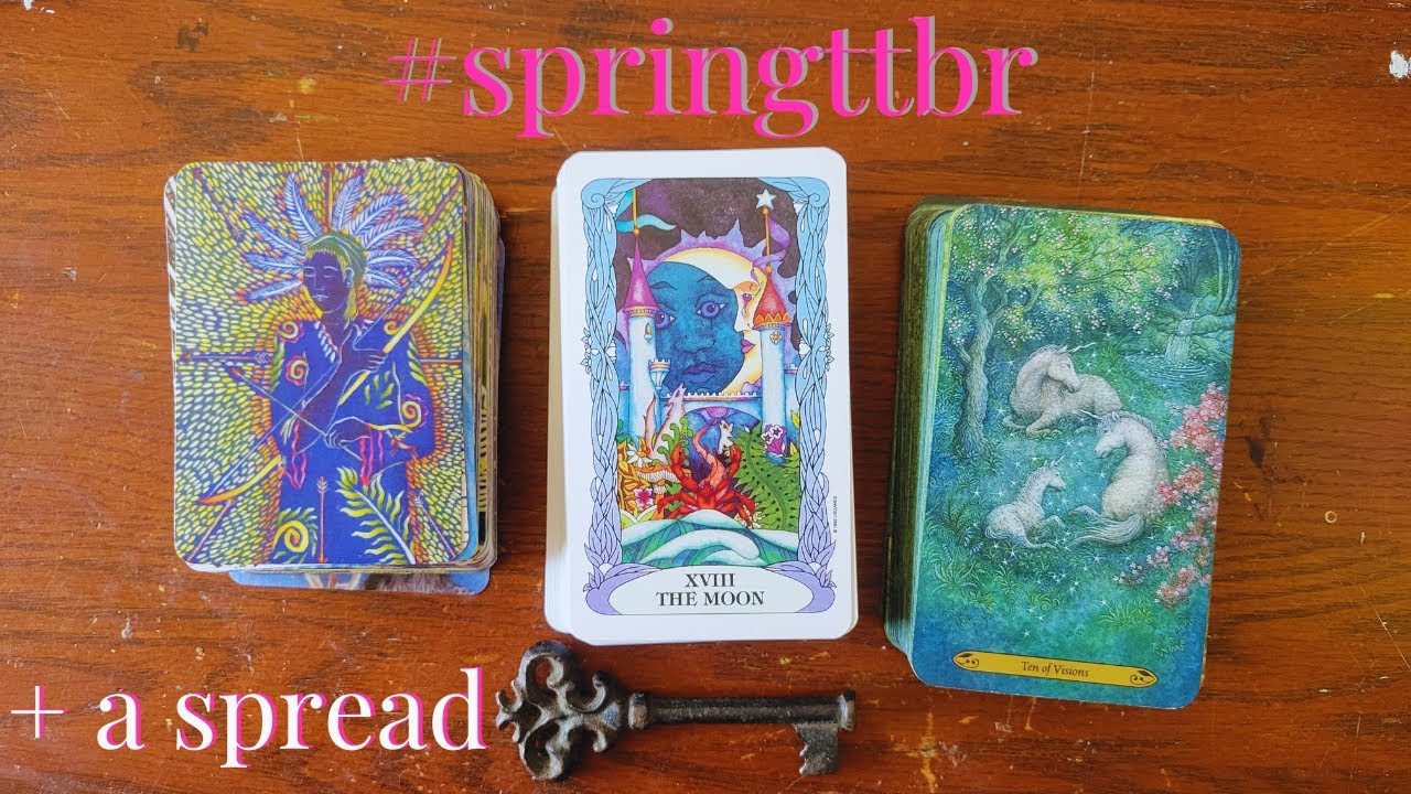 spring vibes, decks I'm using and a secret garden 🌷🌹🌼🌻🔑