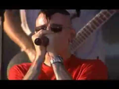 Linkin Park - Somewhere I Belong (LIVE '04 - HQ)