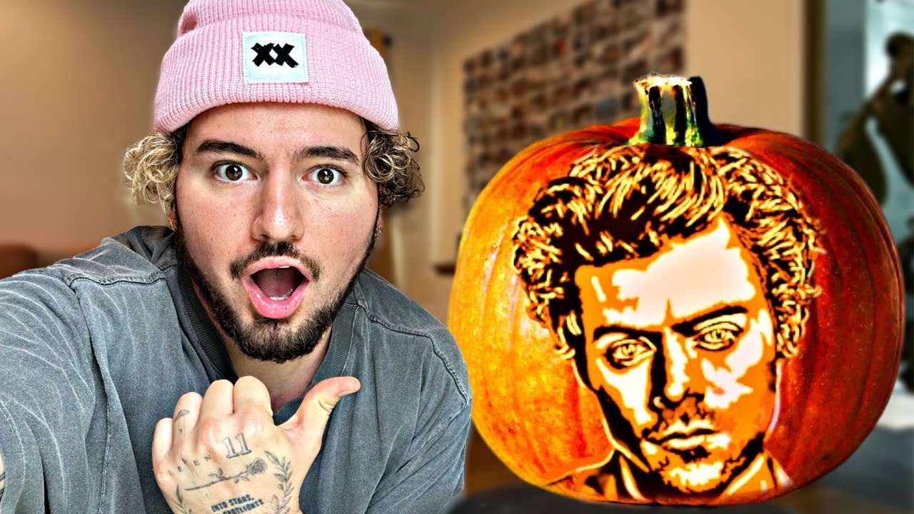 JC CARVES WORLD’S BEST PUMPKIN W/ FRIENDS