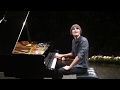 Vestard Shimkus improvising on random notes shown on a screen (2017) の動画、Yo…