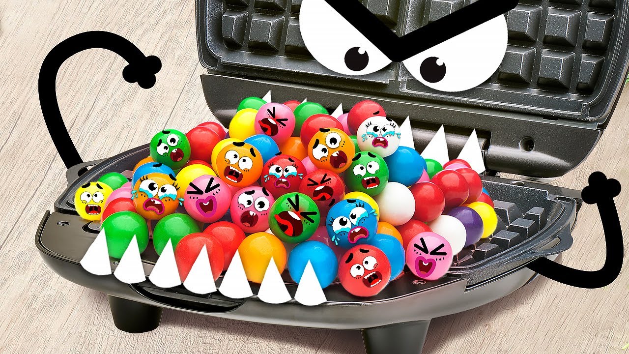 WOW! Extraordinary Doodles And Their Secret Fears! Funny Adventures Of Talkative Guys! LIVE