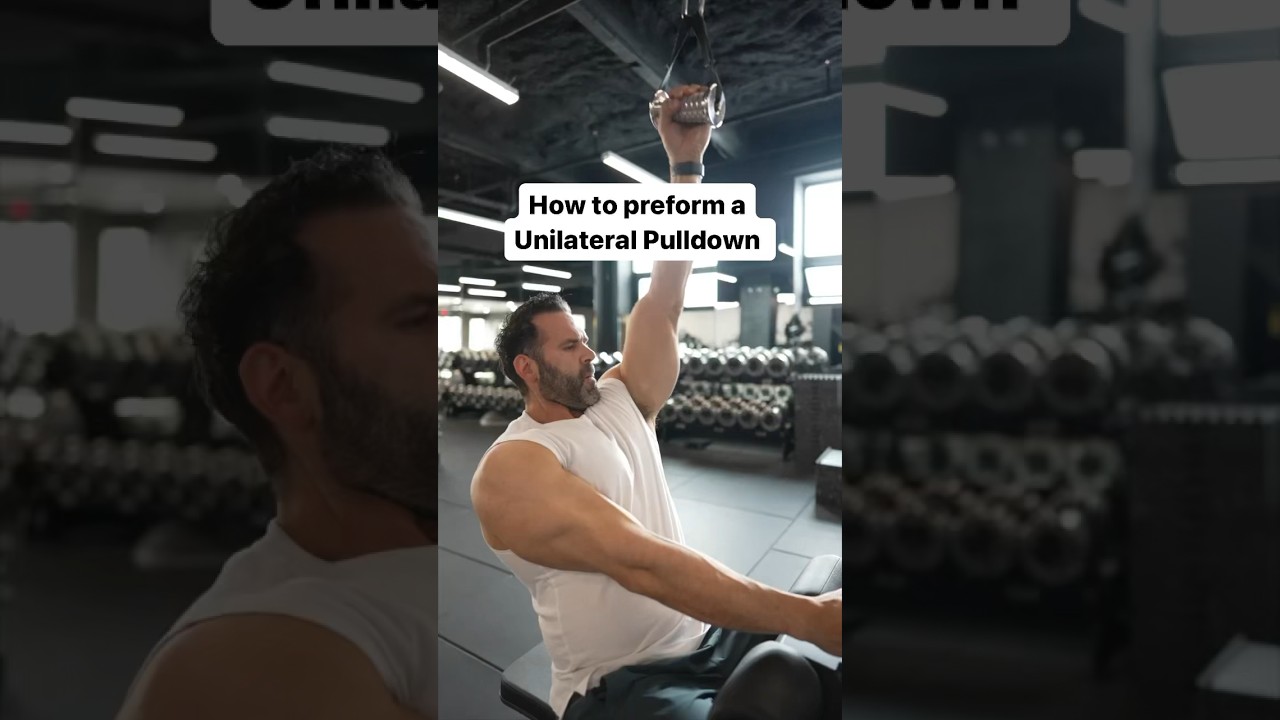 How to: Unilateral Lat Pulldown