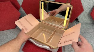 Travel MakeUp Case with Lighted Mirror Review - Luxurious Makeup cases for Women screenshot 5