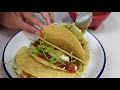 Así se preparan los TACOS MEXICANOS en JAPON.... OMG