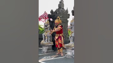 Thumbnail of NONTON LANGSUNG TARI KECAK DI PURA ULUWATU BALI! 😍