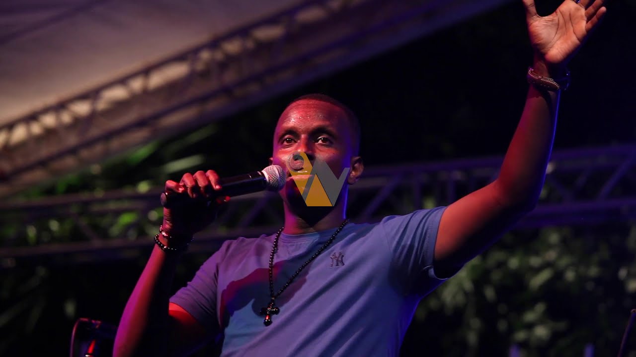 Kigingi et son pouvoir humoristique lors de la Guinguette Burundo - Européenne