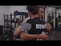 Behind the Scenes: Rückkehr von Ellyes Skhiri & Wiedersehen mit Mitspielern | 1. FC Köln
