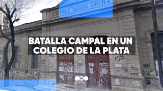 BATALLA CAMPAL en una ESCUELA de La Plata - Telefe Noticias
