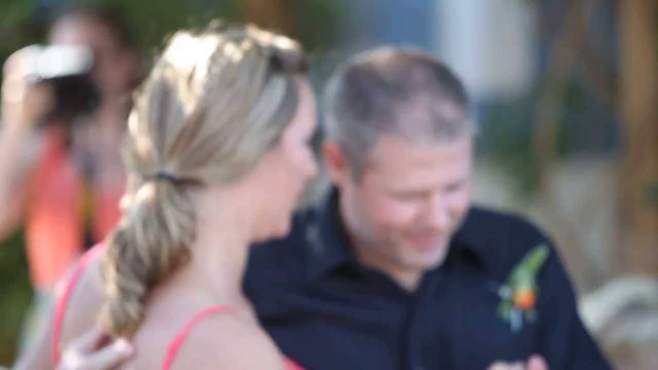 Ashlie and Adam Feffer groovin' at Springsteen wedding - YouTube