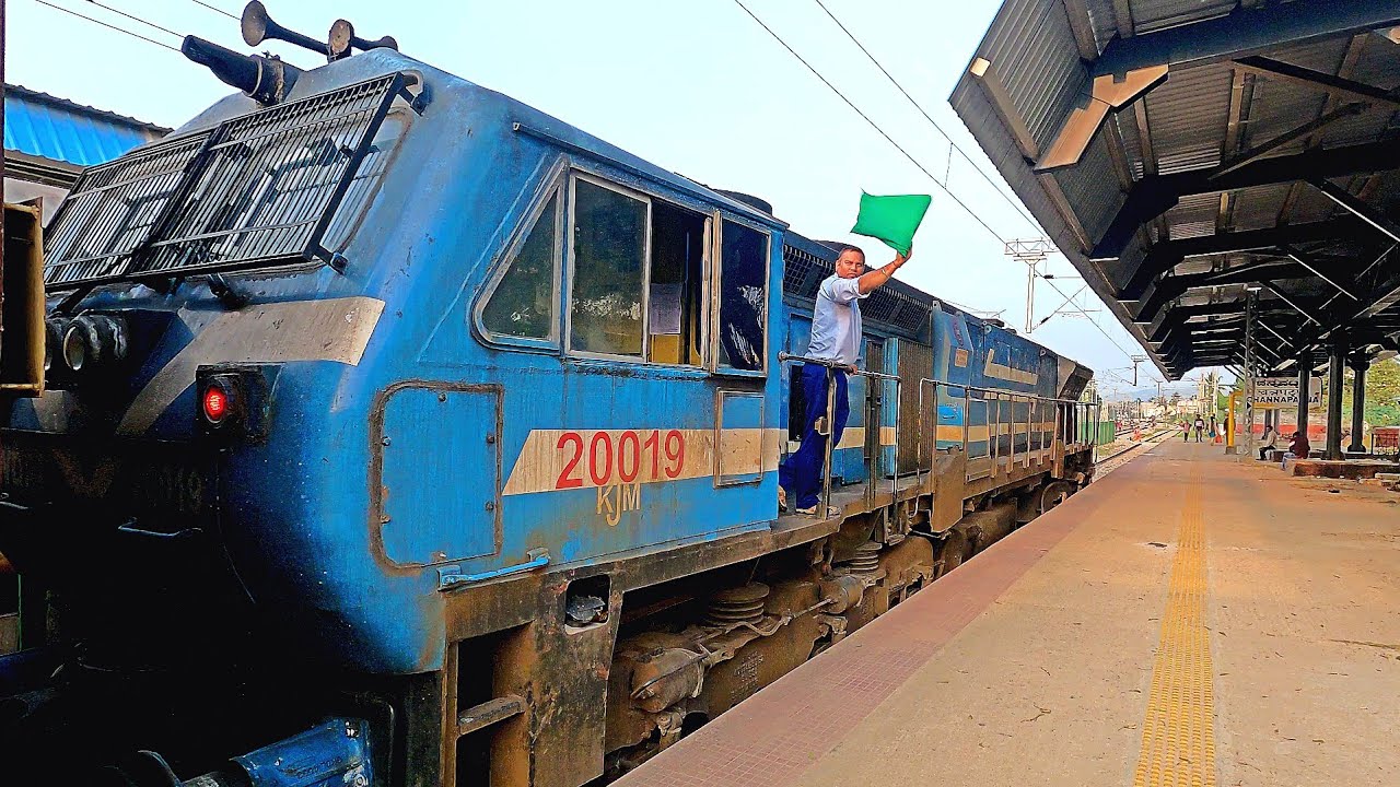 AN ULTIMATE DIESEL JOURNEY: RIDE BEHIND 