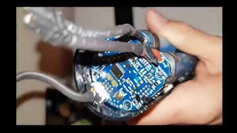 NINEBOT SEGWAY ES2 INTERNAL BATTERY DISASSEMBLE www.ulet.lt