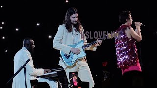 Harry Styles - FALLING with Two Ghosts Intro - Love On Tour 2021 - Las Vegas