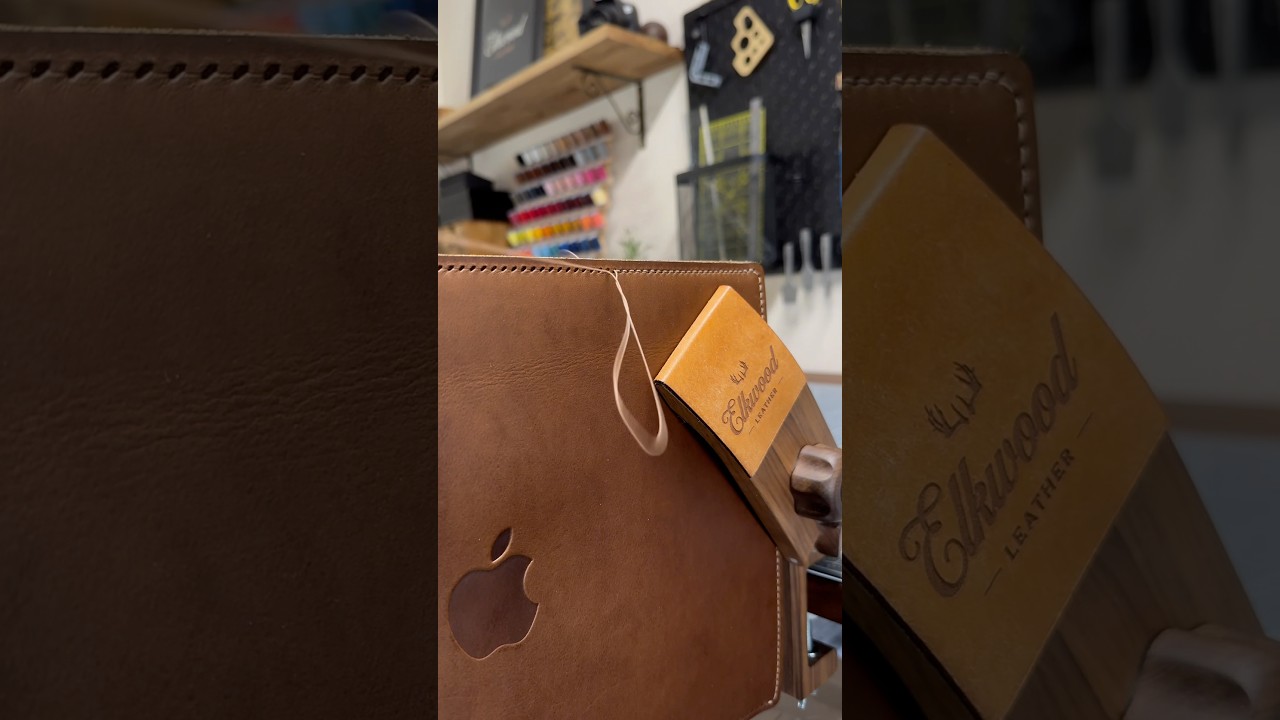 🍎 Making a Leather MacBook Sleeve #apple #macbook #leathercraft #asmr #craft #laptopsleeve #leather