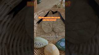 DIY Vacation Souvenirs! ✈️ Shabby Chic Painted Stones Paper Weights & Glitter Leaf Bookmark