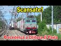 Treno merci da la precedenza a treno passeggeri nella stazione di Certosa di Pavia