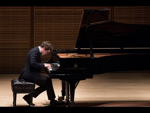 Benjamin Grosvenor plays Mendelssohn, Schumann, Medtner, Ravel, Schubert - live 2014