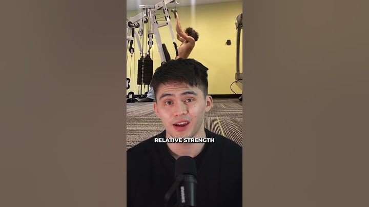 ROCK CLIMBER tries lifting 🤯