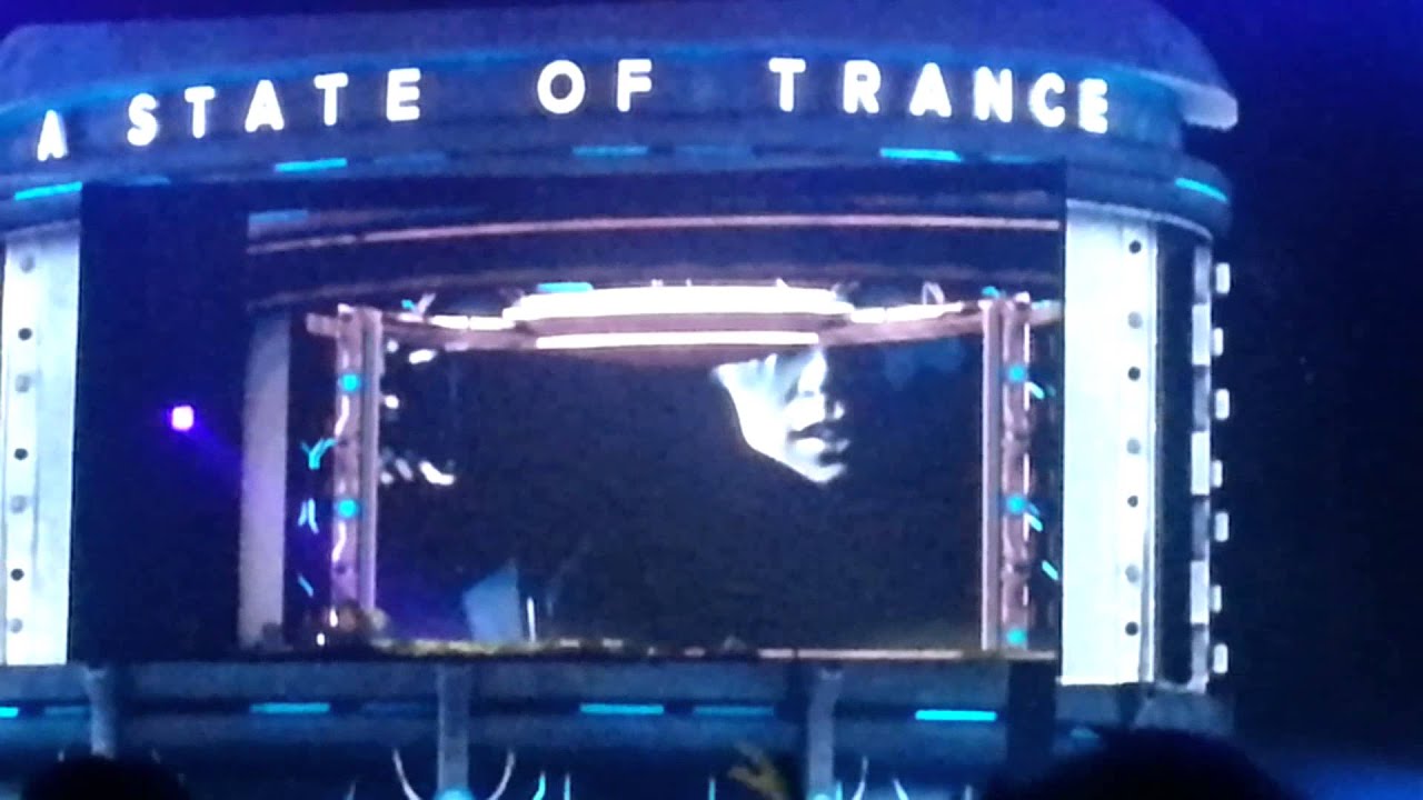 Dash Berlin & Matt Cerf & Shawn Mitiska vs. Shogun - Man On The Skyfire (ASOT600SOF)