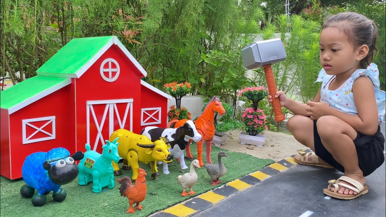 MENEMUKAN MAINAN HEWAN LUCU 🐄😾 BELAJAR NAMA DAN SUARA HEWAN 