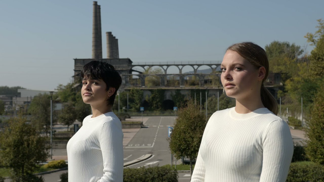 Modern Ballet: Reunion Crew's back