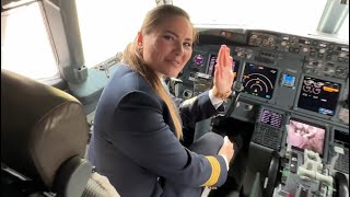 Девушка пилот, бренд-амбассадоры Победы и  позитивный рейс из Москвы в Сочи