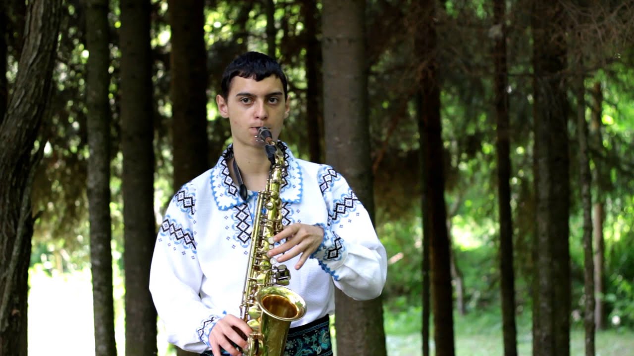 FORMATIA CORAL MS.Dragu   mi la crâşmă a be