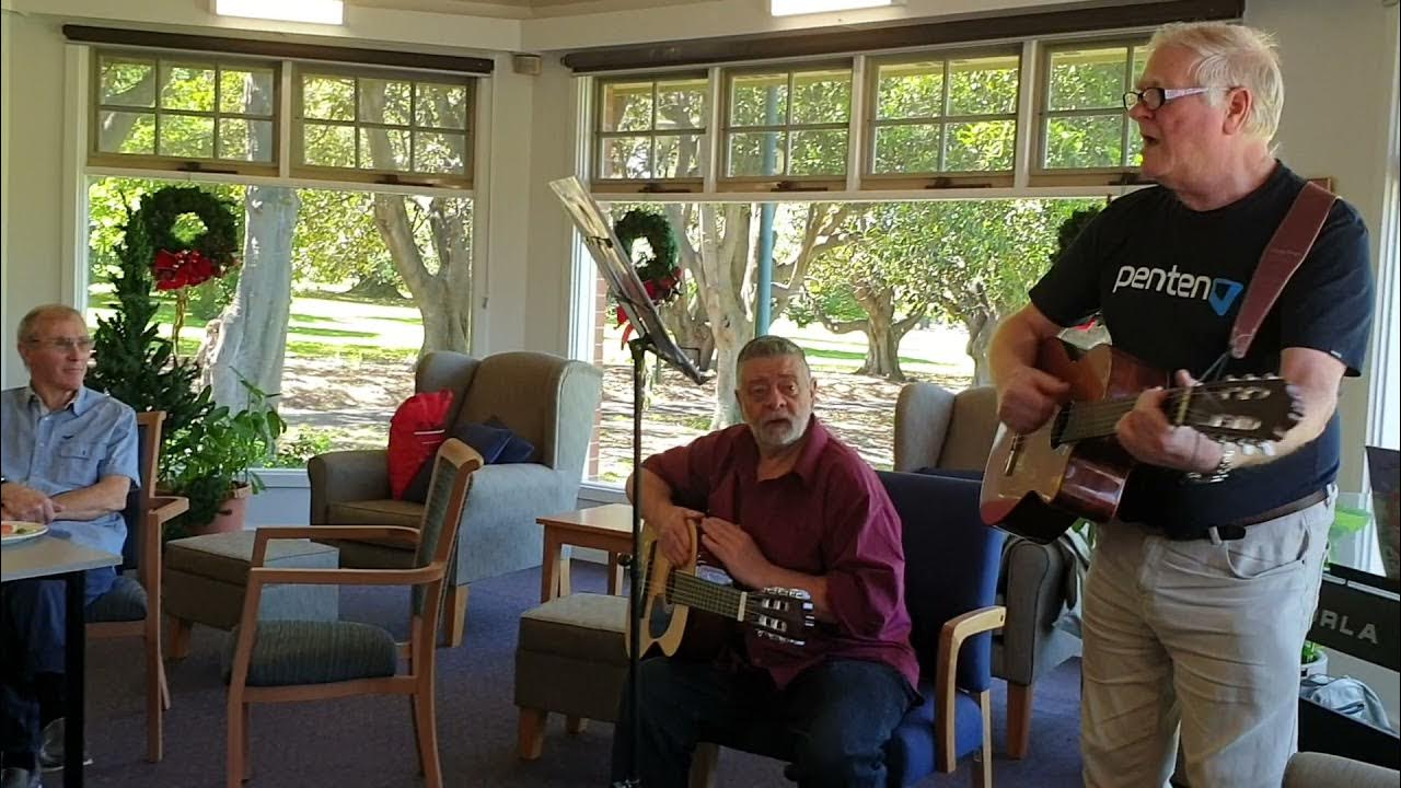 3866. Aussie Jingle Bells (by Colin Buchanan) with Bob at Fawkner