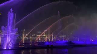 Marina Bay Sands Light &amp; Fireworks Show