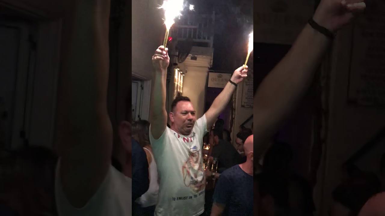 Tekno at Queen Bar Mykonos....on fire greece