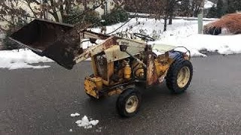 Cub Cadet Original with Danco Rd300 loader