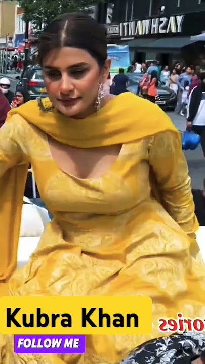 Watch till end! Pakistani Actress Kubra Khan in London #shorts #kubrakhan #london #movies #pakistan