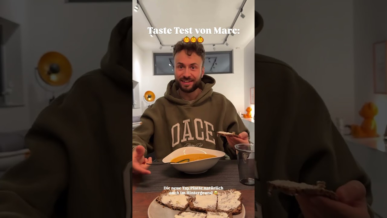 Die neue Tay Platte natürlich auch im Hintergrund 🥹 : 