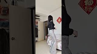 性感广场舞资源这身材太火辣了受不了熟女骚女大尺度少妇诱惑各种海量视频Qq3658400438