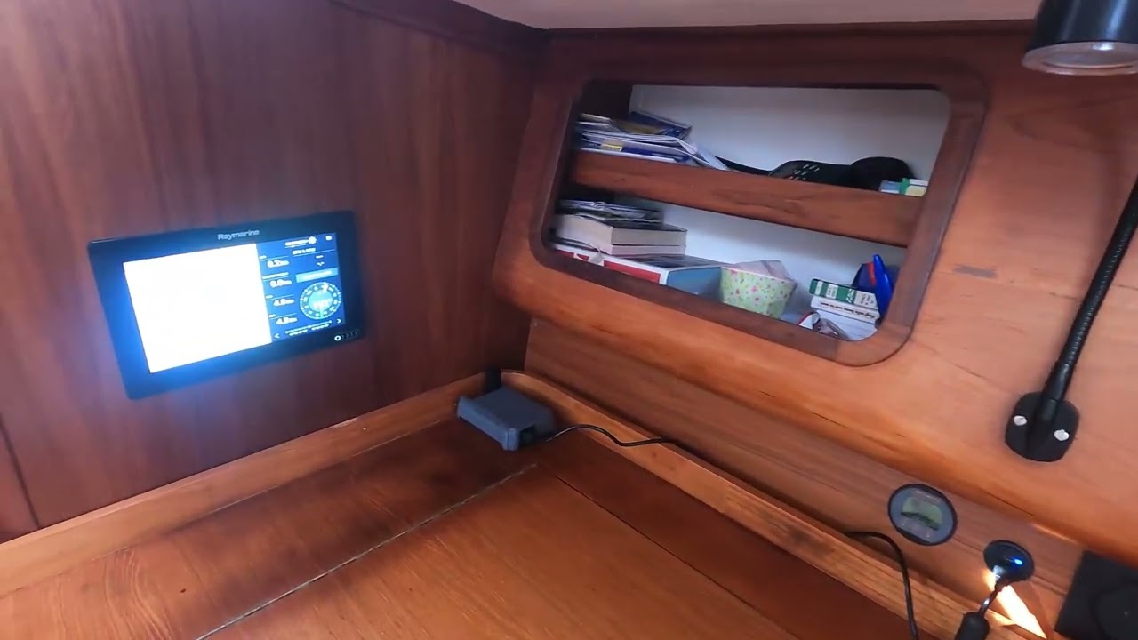 VISITE INTERIEUR KELT 39_ESCAPADE_STMALO_BOAT TOUR kelt39