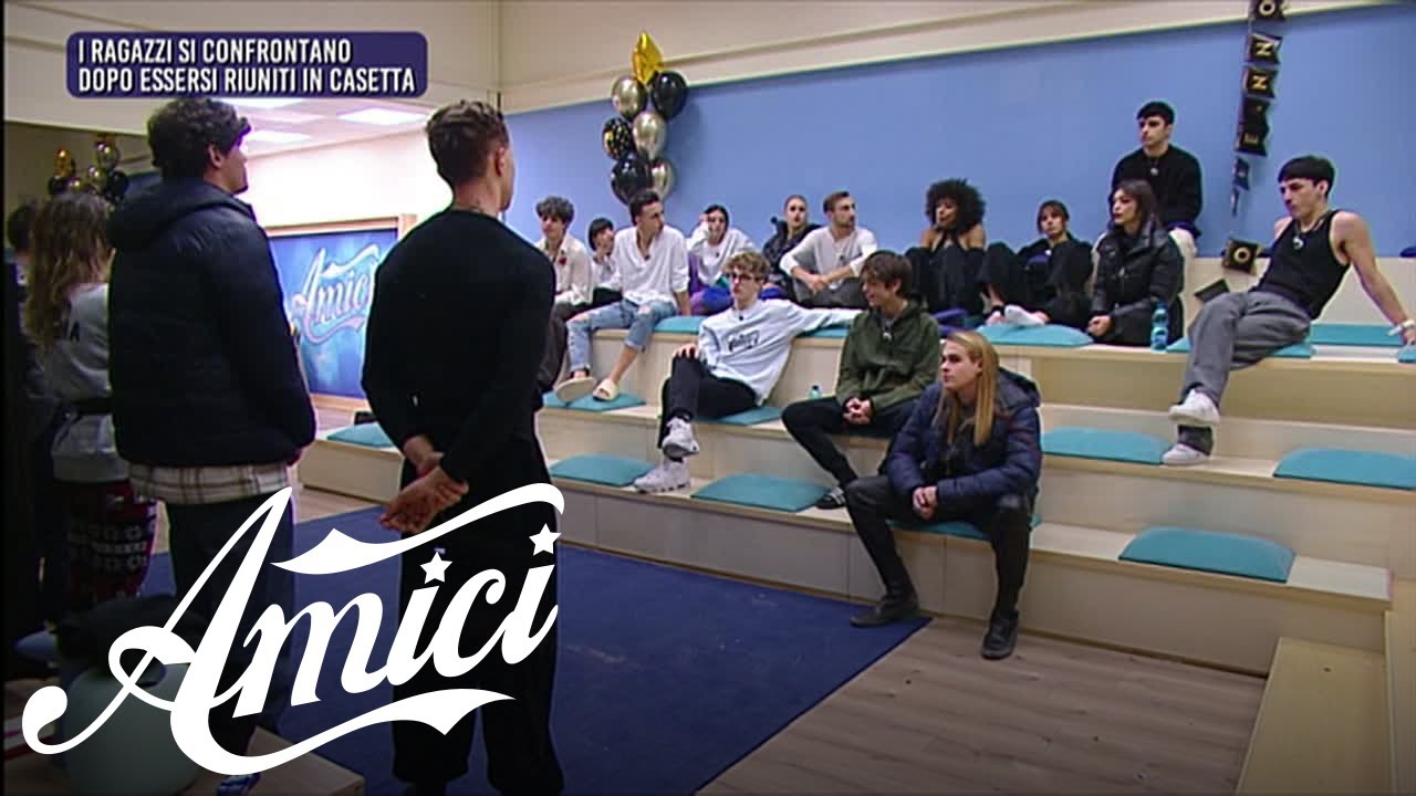 Amici 22 - Il confronto tra i ragazzi