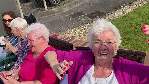 7 June 2022Queen Elizabeth Street party