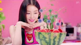 Red Velvet's "Banana" on loop with a twist