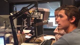Video thumbnail of "Mojo In The Morning Backstage"