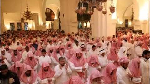 عشائية ابداعية للشيخ خالد الجليل من سورة المائدة 1438 1 11 جودة عالية