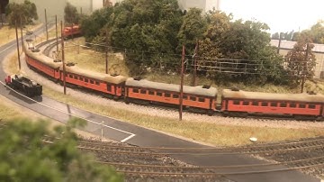 N Scale — South Shore Line westbound under the catenary