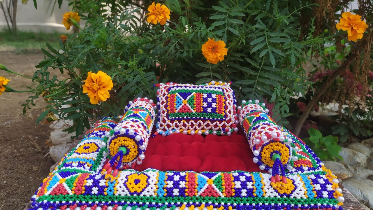 Laddu Gopal Bed | Thakorji Sihasan | Dal Moti Laddu Gopal cushion, Bed | Dal Moti Takiya